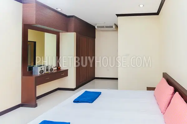 KTH4896: Six Bedroom Villa with Private Pool for Sale in Kathu. Fotoğraf #2