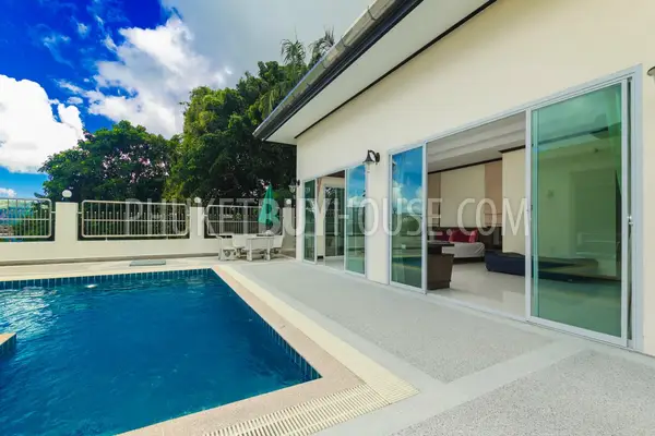 KTH4896: Six Bedroom Villa with Private Pool for Sale in Kathu. Fotoğraf #12