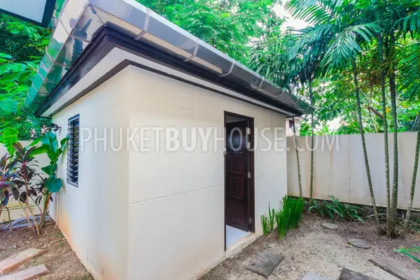 KTH4896: Six Bedroom Villa with Private Pool for Sale in Kathu. Fotoğraf #17