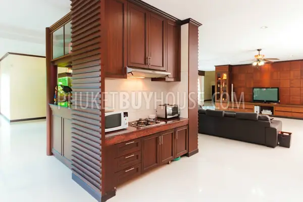 KTH4896: Six Bedroom Villa with Private Pool for Sale in Kathu. Fotoğraf #27