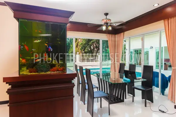 KTH4896: Six Bedroom Villa with Private Pool for Sale in Kathu. Fotoğraf #29