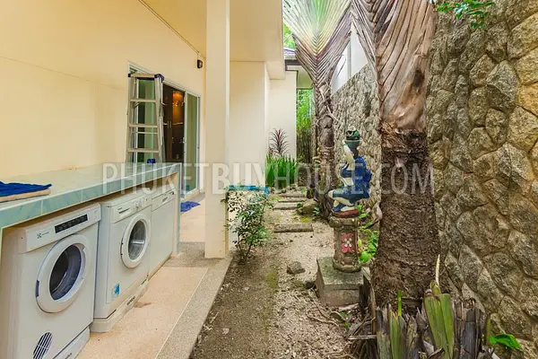 KTH4896: Six Bedroom Villa with Private Pool for Sale in Kathu. Fotoğraf #40