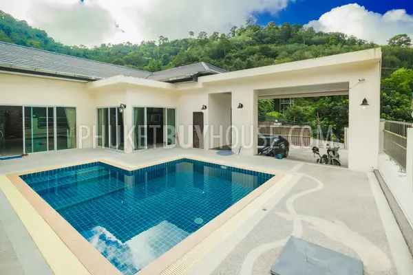 KTH4896: Six Bedroom Villa with Private Pool for Sale in Kathu. Fotoğraf #58