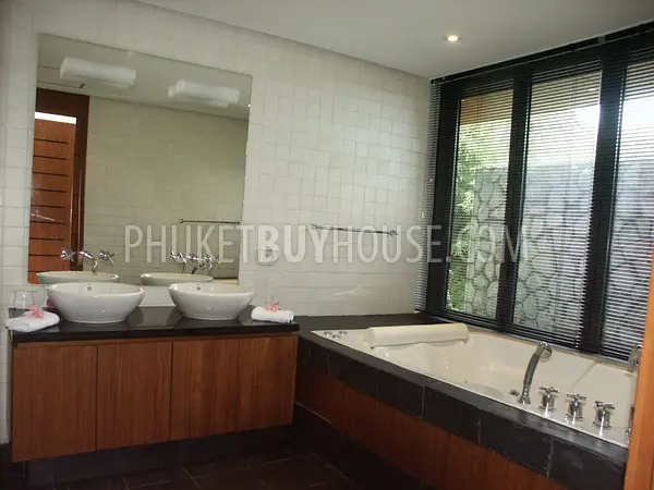 RAW4897: Tasteful 4 Bedroom Private Pool Villas in Gated Estate. Photo #4