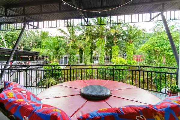 CHA4900: Two-storey Villa with 8 bedrooms and Swimming Pool in Chalong. Photo #3