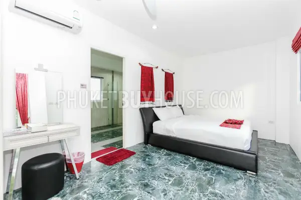 CHA4900: Two-storey Villa with 8 bedrooms and Swimming Pool in Chalong. Photo #33