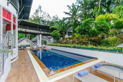 CHA4900: Two-storey Villa with 8 bedrooms and Swimming Pool in Chalong. Photo #37