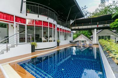 CHA4900: Two-storey Villa with 8 bedrooms and Swimming Pool in Chalong. Photo #38