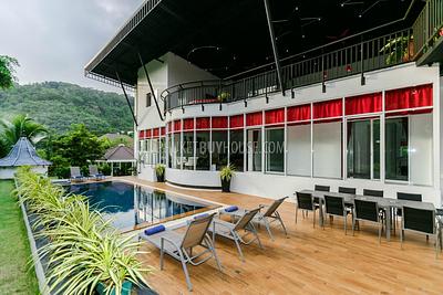 CHA4900: Two-storey Villa with 8 bedrooms and Swimming Pool in Chalong. Photo #45