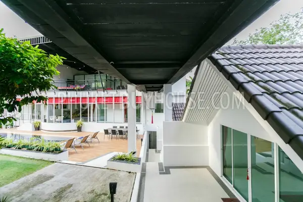 CHA4900: Two-storey Villa with 8 bedrooms and Swimming Pool in Chalong. Photo #47