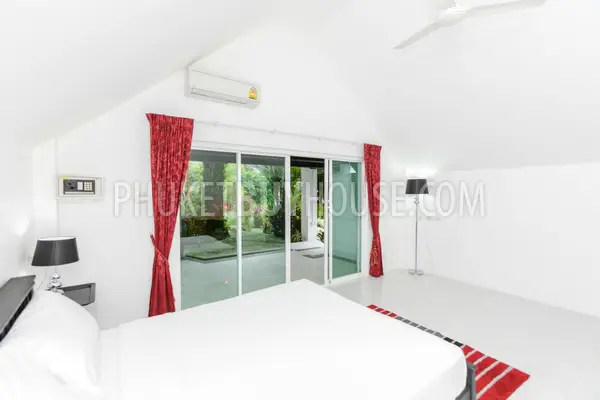 CHA4900: Two-storey Villa with 8 bedrooms and Swimming Pool in Chalong. Photo #50