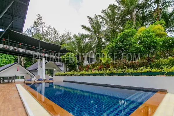 CHA4900: Two-storey Villa with 8 bedrooms and Swimming Pool in Chalong. Photo #56