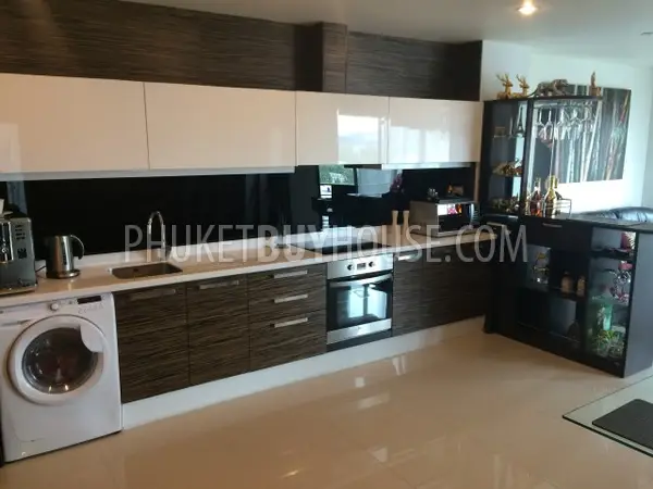 PAT4910: Sea view one bedroom apartment in Patong. Photo #8