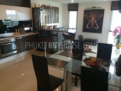 PAT4910: Sea view one bedroom apartment in Patong. Фото #9