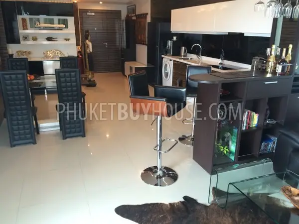 PAT4910: Sea view one bedroom apartment in Patong. Photo #10
