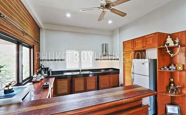 RAW4911: Big 4 Bedroom Private Pool Villa in Rawai. Photo #3