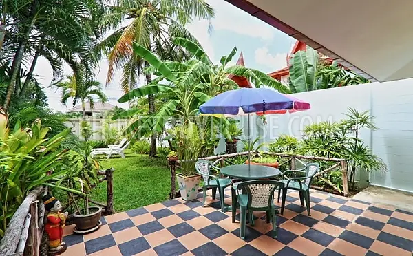 RAW4911: Big 4 Bedroom Private Pool Villa in Rawai. Photo #6