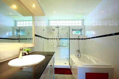 PAT4868: Patong Beach Sea View Condominium for Sale. 照片 #3