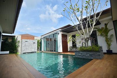 CHE4971: 3 Bedroom Luxury Pool Villa. Photo #7