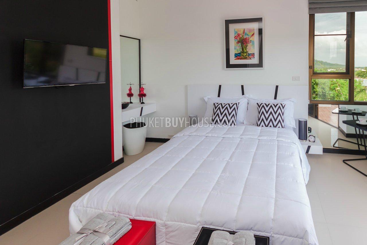 NAI4924: Two Bedroom Apartment for Sale in Walking Distance to the Nai Harn beach. Photo #7