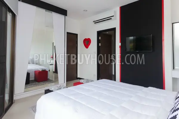 NAI4924: Two Bedroom Apartment for Sale in Walking Distance to the Nai Harn beach. Photo #8