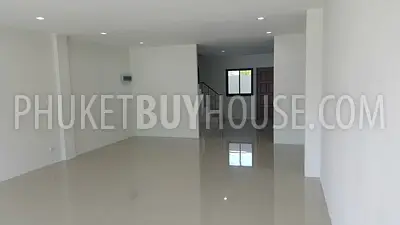 CHA5031: Commercial Building near Phuket Zoo. Photo #2