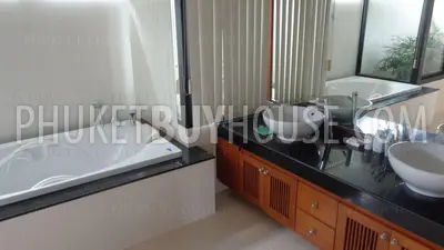 BAN5040: Villa with 4 bedrooms and private pool near Bang Tao. Photo #2