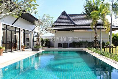 BAN5040: Villa with 4 bedrooms and private pool near Bang Tao. Photo #9