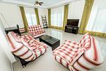 RAW4990: Spacious Villa with 3 Bedroom in Rawai. Thumbnail #6