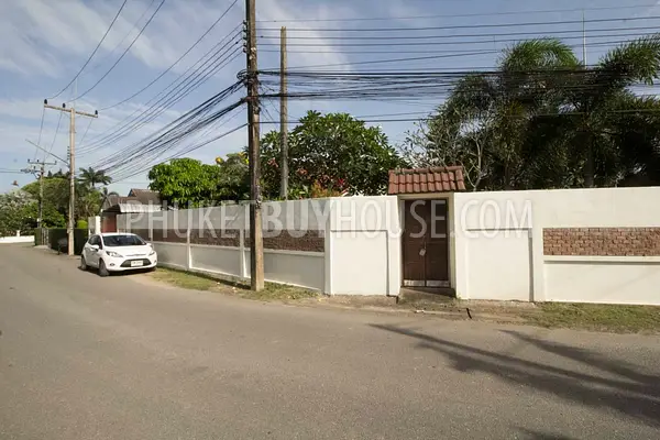 TAL5000: Modern 2 Bedroom house in Thalang. Photo #3