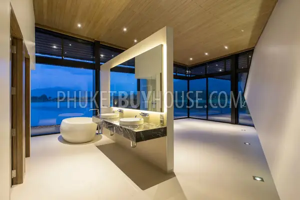 KTH5005: Steel Architectural Designed Waterfront Masterpiece Villa in Phuket for Sale, a must see. Fotoğraf #12