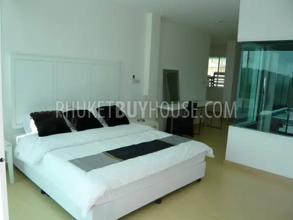 KAT1023: Two-storey luxury villa with 4 bedrooms, Kata Beach. Photo #6