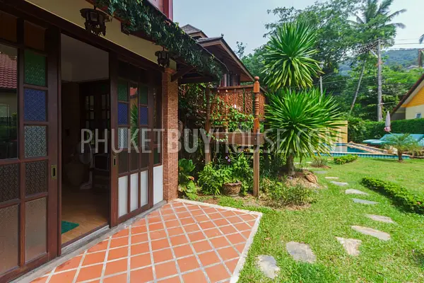NAI5087: Pool Villa with Swimming Pool Garden in Nai Harn Phuket. Photo #7