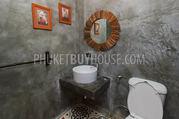 NAI5087: Pool Villa with Swimming Pool Garden in Nai Harn Phuket. Photo #8