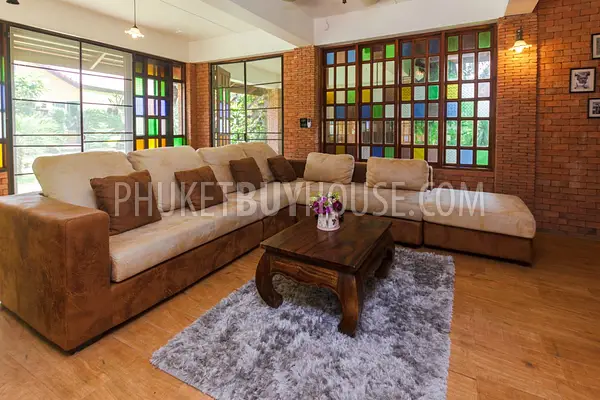 NAI5087: Pool Villa with Swimming Pool Garden in Nai Harn Phuket. Photo #13