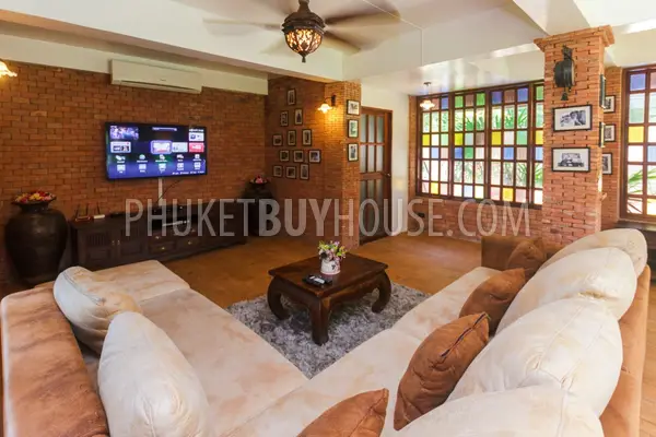 NAI5087: Pool Villa with Swimming Pool Garden in Nai Harn Phuket. Photo #15