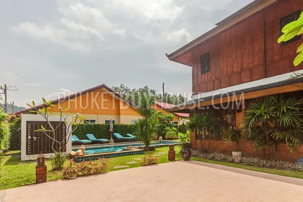 NAI5087: Pool Villa with Swimming Pool Garden in Nai Harn Phuket. Photo #20