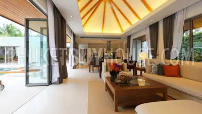 BAN5095: Exclusive 4+1 Bedroom Pool Villa in Bang Tao. Photo #7