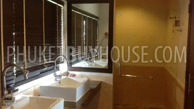 CHE5050: Spacious Modern 3 bedroom villa near Laguna with private pool. Photo #10