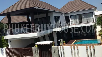 CHE5050: Spacious Modern 3 bedroom villa near Laguna with private pool. Photo #12