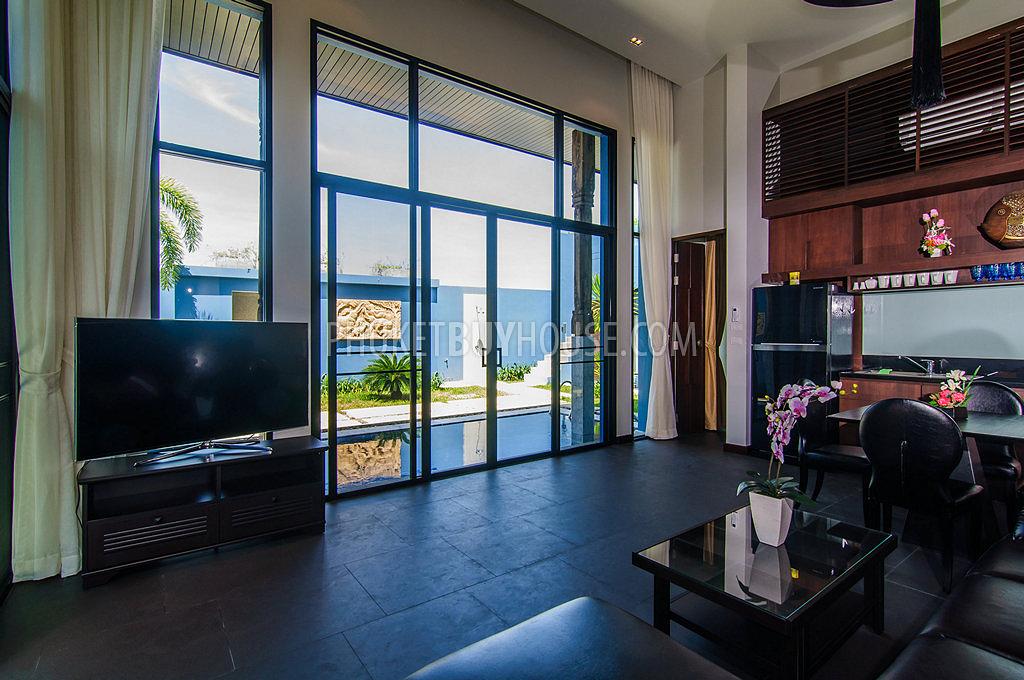 BAN5052: Elegant two-bedroom villa in Bangtao Beach. Photo #17