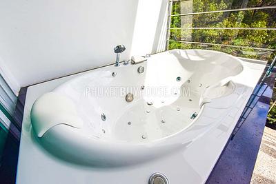 KAM5057: 卡马拉的豪华大套房公寓，带按摩浴缸. Photo #10