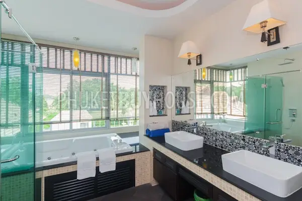 CHA5064: Huge 7 Bedroom Modern Sea View and Beach front Villa near Chalong Marine. Photo #5