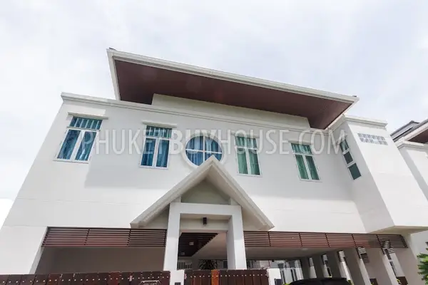 CHA5064: Huge 7 Bedroom Modern Sea View and Beach front Villa near Chalong Marine. Photo #25