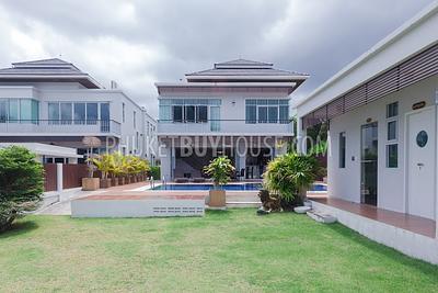 CHA5064: Huge 7 Bedroom Modern Sea View and Beach front Villa near Chalong Marine. Photo #27