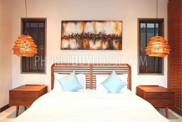 NAI5122: 3 Bedroom Luxury Villa in Nai Harn. Photo #3