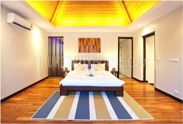 NAI5122: 3 Bedroom Luxury Villa in Nai Harn. Photo #8