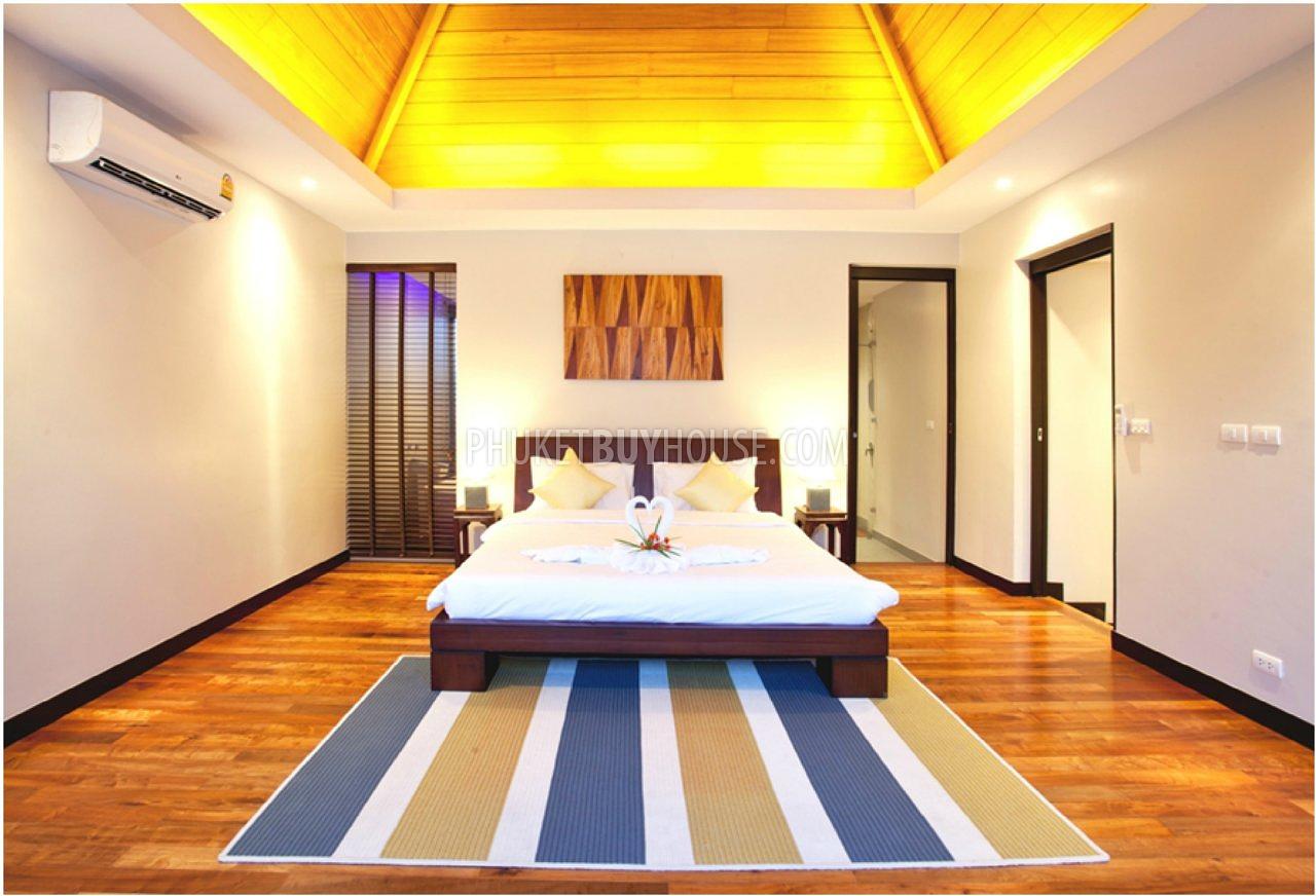 NAI5122: 3 Bedroom Luxury Villa in Nai Harn. Photo #8