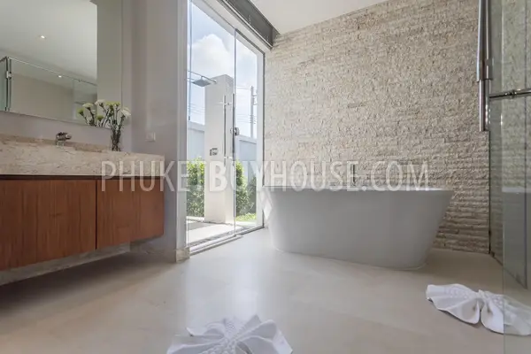 LAY5128: Modern 3 Bedroom Villa with private Pool in Layan. Photo #12
