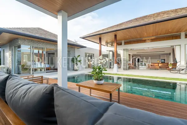 LAY5129: 4 Bedroom Luxury Villa in Layan. Photo #6